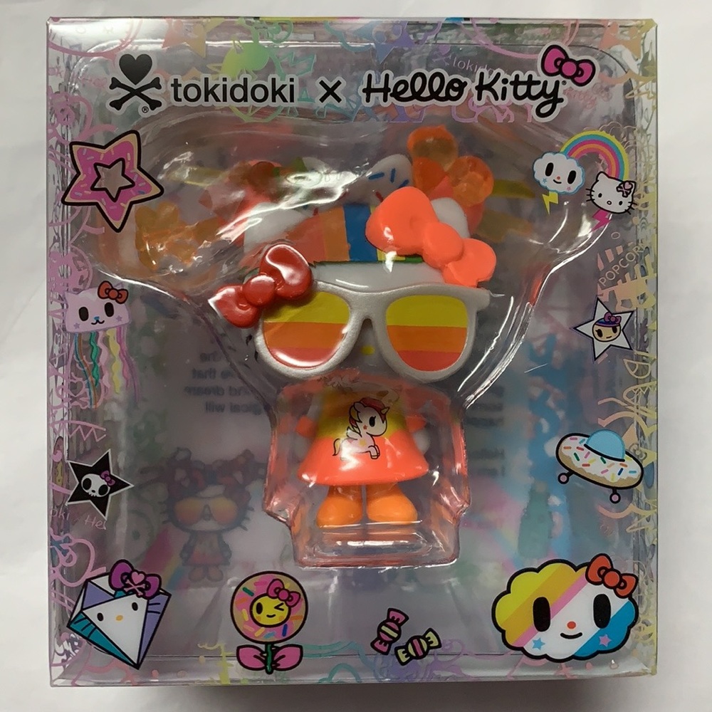TOKIDOKI X HELLO KITTY Collectible VINYL FIGURE!